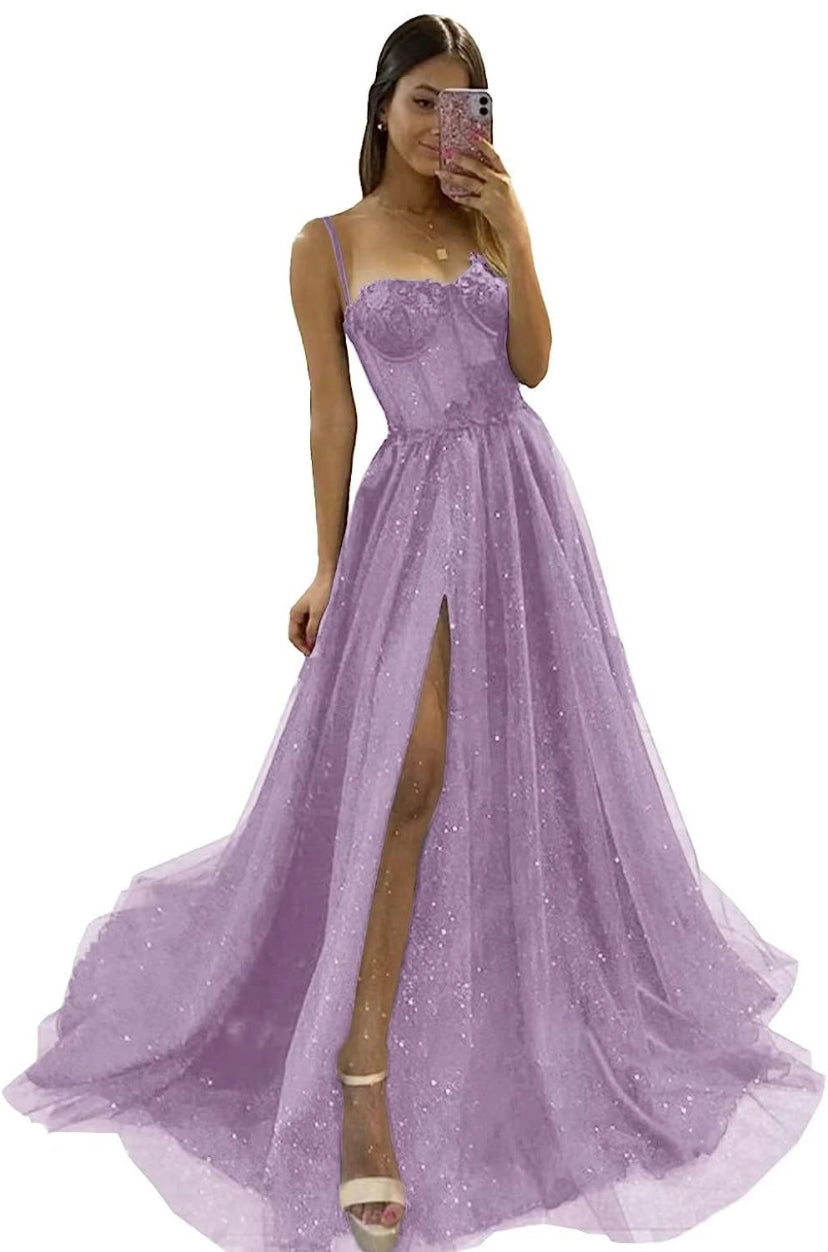 Women’s tulle sweetheart formal gown with slit