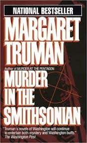 Murder in the Smithsonian [Paperback] Margaret Truman